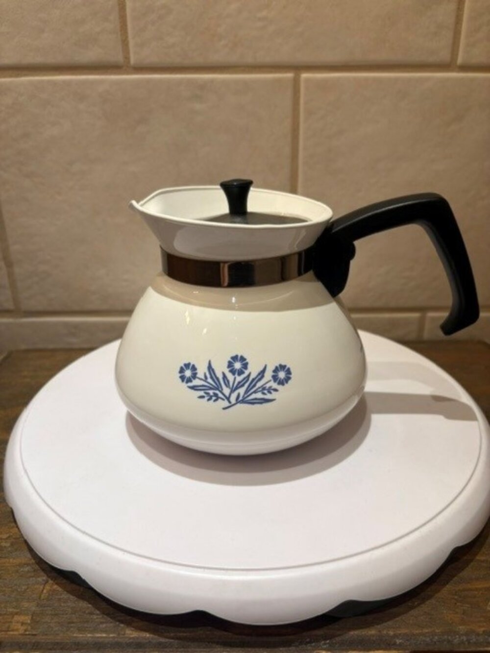 Vintage Corning Ware 1960/70's Blue Cornflower 6 Cup Teapot/Coffee Kettle W/lid